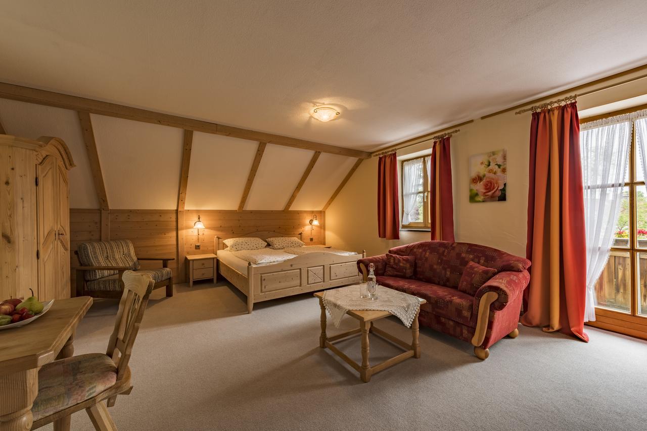 Landgasthof Wangerstuben Oberostendorf Екстер'єр фото